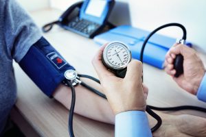 Hogyan kell megérteni a magas vérnyomást vagy az alacsony vérnyomást